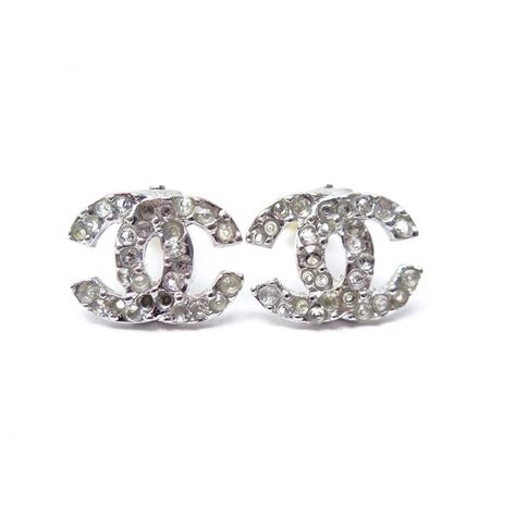 boucle d'oreille chanel cc strass|Boucles d'oreilles CC Chanel Argenté à Strass .